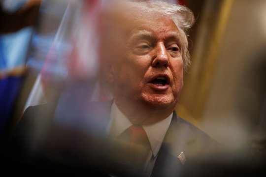 J. Bidenas ir B. Clintonas pagyrė D. Trumpą už indėlį susitariant dėl paliaubų Gazos Ruože