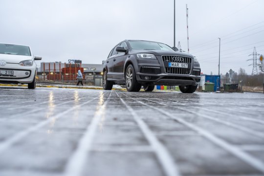 Plikledis keliuose gali pasirodyti jau netrukus: ką turi žinoti kiekvienas vairuotojas