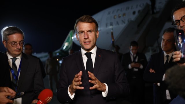 Po pasirašytos Gazos taikos deklaracijos – E. Macrono įspėjimas: „Esu sunerimęs“