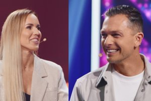 Nepatogus bandymas glėbesčiuotis užminė klausimą, kas sieja Laisvą ir žinomą atlikėją: „Jis dar vedęs“