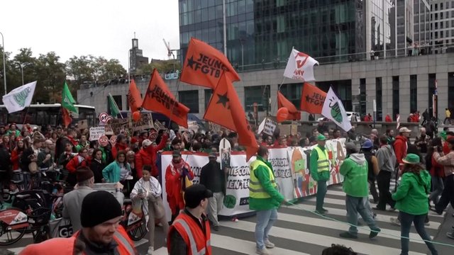 Briuselyje – tūkstantinis protestas prieš taupymą: sutrikdė oro eismą, viešąsias paslaugas