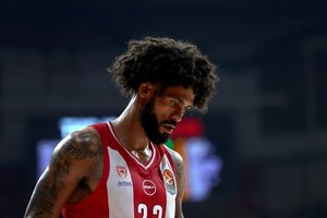 Eurolygoje „Olympiakos“ namie netikėtai  tapo „Anadolu Efes“ auka