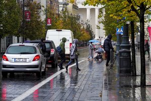 Laukia dar viena porcija kritulių: lietūs laistys kasdien