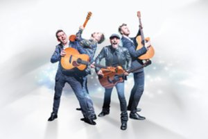 Fenomenalus Italijos gitaristų kvartetas „40 Fingers“ Lietuvoje surengs tris koncertus