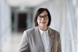 R. Popovienė įteikė garbės ženklo apdovanojimus 17 švietimui nusipelniusių žmonių