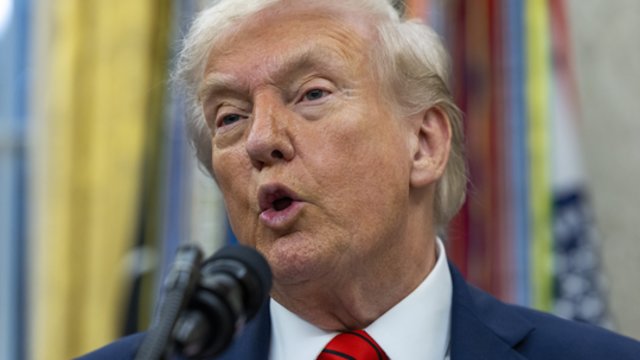 Negavęs Nobelio taikos premijos D. Trumpas nevengė pajuokauti: sustabdžiau ne vieną karą