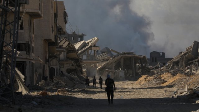 Izraelis žarsto grasinimus „Hamas“: mūšiai gali vėl atsinaujinti