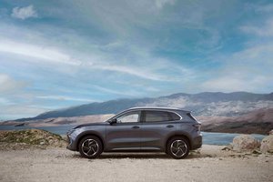 MG plečia siūlomų modelių gamą: Lietuvoje debiutuoja modernus elektrinis MG S5