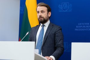 Traukiasi G. Nausėdos patarėjas M. Bundza: „Pastarosios savaitės nebuvo iš lengvųjų“