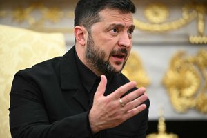 V. Zelenskis atvyko į Jungtines Valstijas, kur susitiks su D. Trumpu