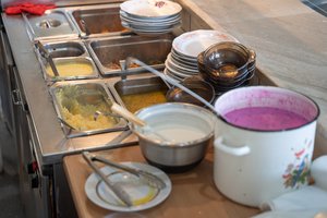 Gyventojų pamėgtos maitinimo įstaigos banko kortelių prisijaukinti nežada: „Papildomo mokesčio nenorime“