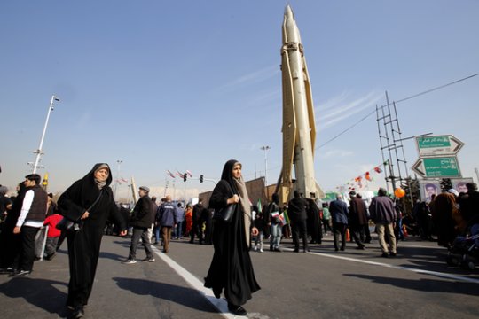 Irane aprangos kodo laikymąsi užtikrins 80 tūkst. naujų dorovės policijos pareigūnų