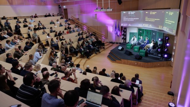 Pasižvalgykite po didžiausios saugumo konferencijos užkulisius: čia – ir vaizdai iš išskirtinės diskusijos