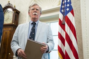D. Trumpo kritikas J. Boltonas teisme atmetė kaltinimus dėl netinkamo įslaptintos informacijos naudojimo