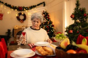 Mama iš vaikų už Kalėdų vakarienę paima po 250 eurų: „Nepatinka – eikite kitur“