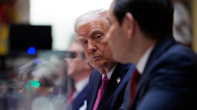 D. Trumpas – apie pasiųstą bendrą žinutę V. Zelenskiui ir V. Putinui: kitu atveju bus sudėtinga