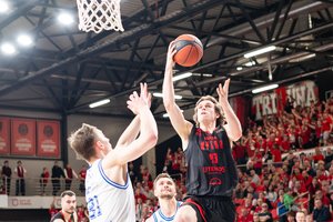 Tritaškiais pradžioje pasismaginęs I. Sargiūnas padėjo „Rytui“ lemiamu momentu nepralaimėti „Neptūnui“