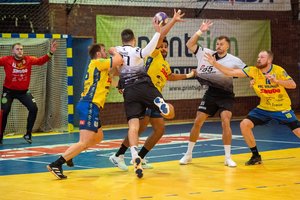 Lietuvos rankinio lygoje – įsibėgėjęs „Granitas“ ir „Varsos“ duobė