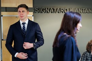 Po ultimatumo Ž. Vaičiūnui – M. Sinkevičiaus žinia stoti į LSDP neskubantiems ministrams