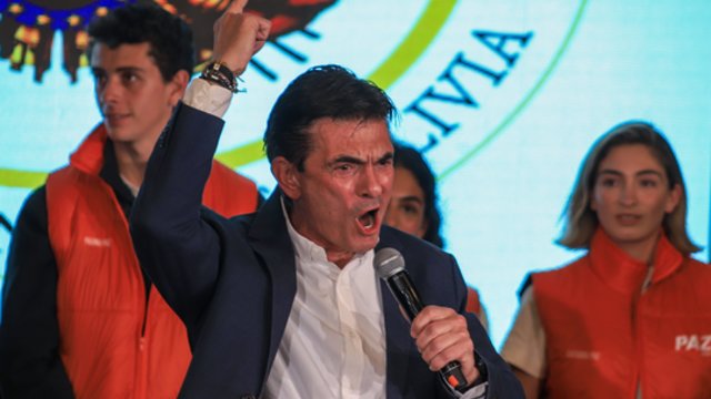 Bolivija išrinko naują prezidentą: toks rezultatas – pirmą kartą per 20 metų 