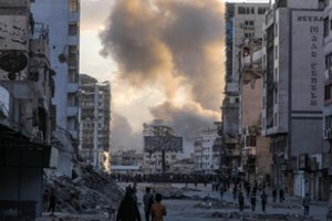 Vėl pranešama apie aukas Gazos Ruože per Izraelio apšaudymą