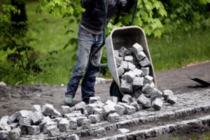 Nedarbo draudimo išmokų sistemoje – pokyčiai: labiausiai paveiks vieną darbuotojų grupę