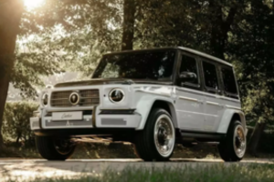 Pristatytas brangiausias visureigis už 1,7 milijono dolerių: jis papuoštas deimantais