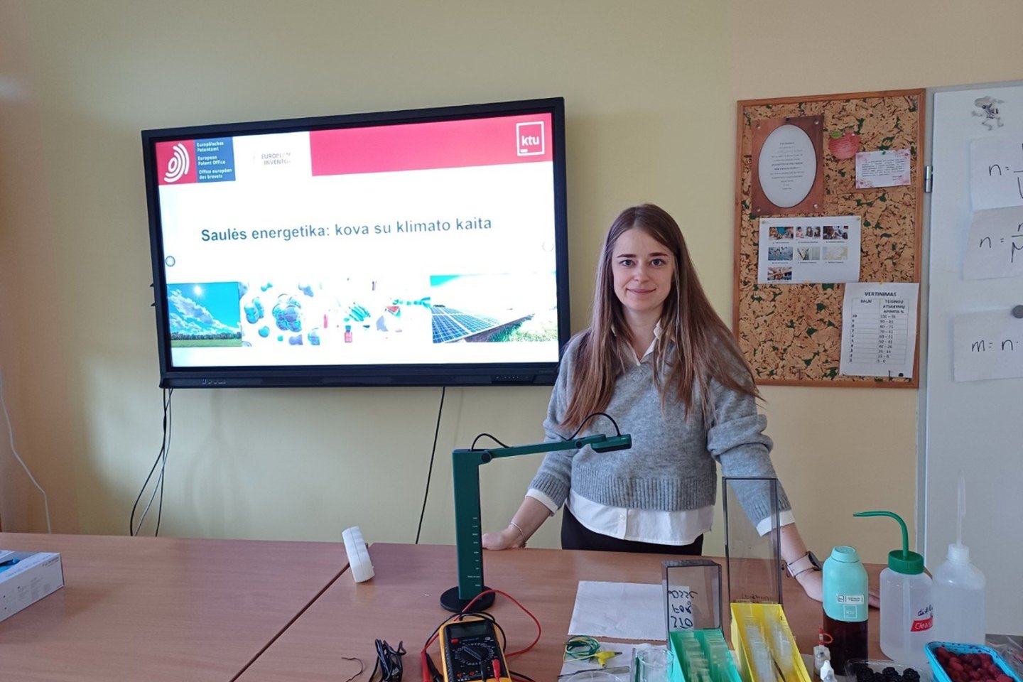 Eksperimentai iš uogų.<br> KTU nuotr.