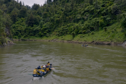 O ką, jei upė galėtų paduoti į teismą?