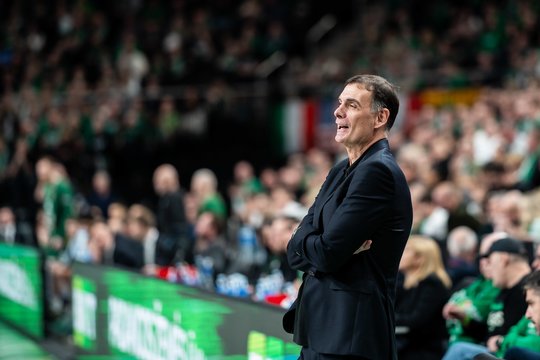 „Olympiakos“ treneris juokiasi iš gandų apie žaidėjus: „Skatinu žmones labiau pagalvoti“