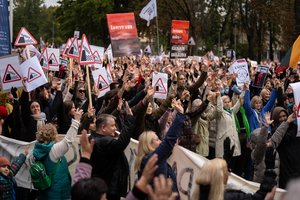 Skelbia, kad kultūros bendruomenė nesitraukia – protestuos, kol pasieks galutinį rezultatą