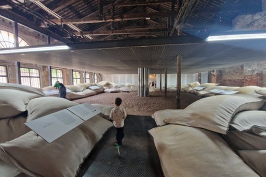 Nauja architektūros era kuriama iš mėšlo, vandens ir robotų