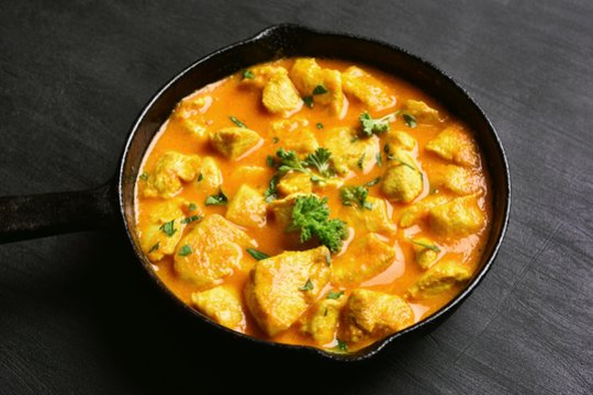 Patiekalas, kuriam nereikia ypatingų progų: burnoje tirpstanti kreminė vištiena