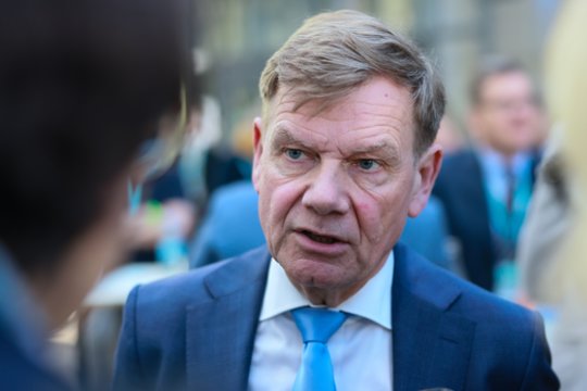 Vokietijos užsienio reikalų ministras atidėjo planuotą vizitą į Kiniją