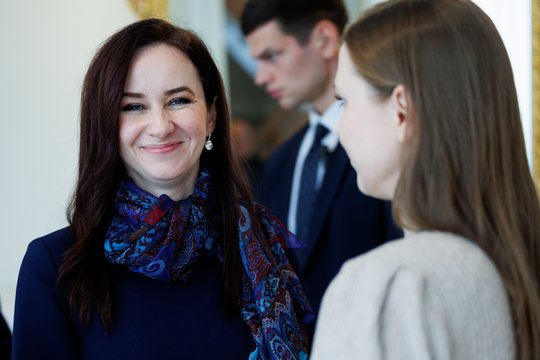 Nepaisant D. Šakalienės atleidimo, I. Ruginienė neatsisako planų gynybos pramonės klausimus perduoti kitoms ministerijoms