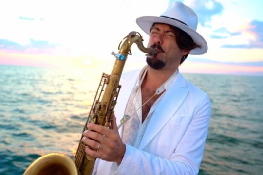 Pirmąkart Lietuvoje koncertuos neįtikėtino talento saksofonininkas iš Italijos Daniele Vitale