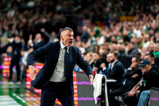 Šaro klubas skęsta skolose – suma viršija pusę milijardo eurų