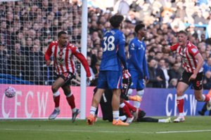 „Chelsea“ futbolininkai namuose nusileido „Premier“ lygos naujokams