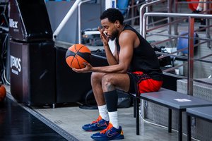 Ašaras spaudęs J. Hardingas: „Siurrealu“