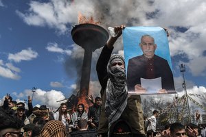 Kurdų sukilėlių grupuotė PKK paskelbė apie smogikų išvedimą iš Turkijos