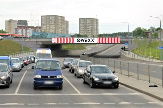 Lauko ekranų tinklas OWEXX pristato naują ekraną ant viaduko Vilniuje: ryški medija įsimintinai reklamai