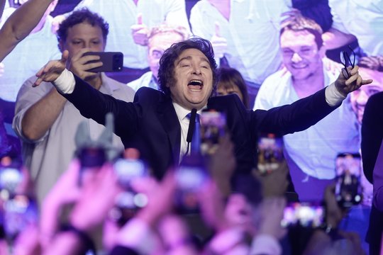 Argentinos prezidento J. Milei partija netikėtai laimėjo Kongreso vidurio kadencijos rinkimus