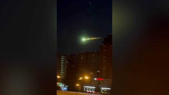 Panika Maskvoje: fiksuojami skrendantys objektai ir sprogimai