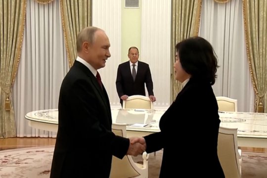 V. Putinas džiaugiasi santykiais su Šiaurės Korėja: esą viskas taip, kaip planuota