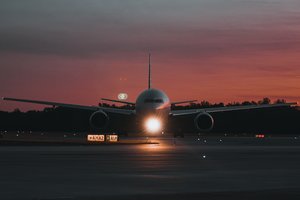 Didelę patirtį turintis pilotas papasakojo, kas nutiktų susidūrus su kontrabandiniu balionu: „Praeis kiaurai lėktuvą“