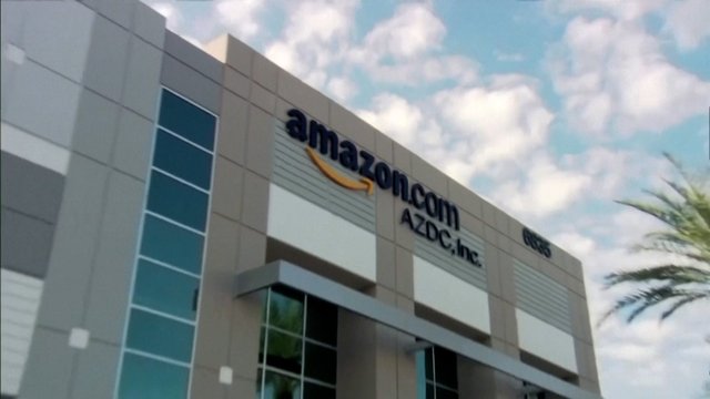 „Amazon“ mažina sąnaudas – dėl DI plėtros panaikins 30 tūkst. darbo vietų