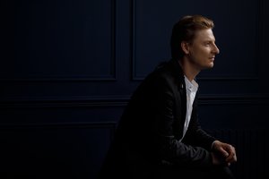 Justinas Lapatinskas pristato naujieną