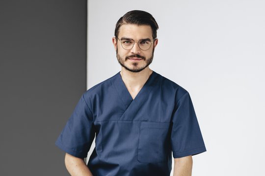 Žinomas vaikų chirurgas atskleidė, ko griežtai neleidžia savo vaikams: priėmime pamatyti vaizdai sukrečia