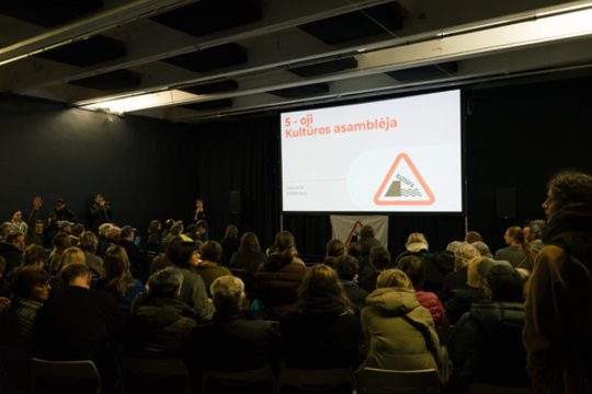 Kultūros bendruomenė piktinasi dėl Vyriausybės neveiksnumo ir boikotuoja Kultūros ministerijos kvietimus