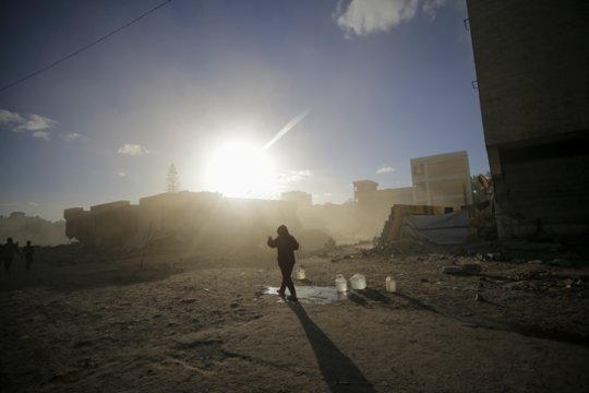 Izraelis kaltina „Hamas“ pažeidus paliaubas, nes buvo grąžinti daliniai įkaito palaikai